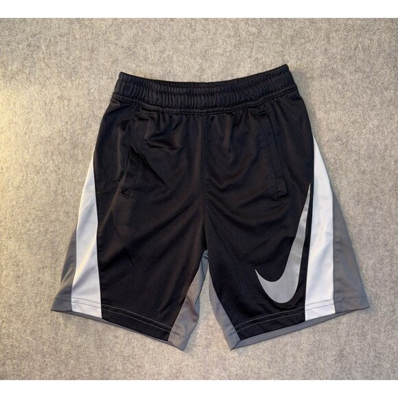 Nike Boys Size 6 Dri-Fit Gym Shorts Pockets Black Gray White - Picture 1 of 5